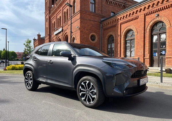 Toyota Yaris Cross cena 120000 przebieg: 6200, rok produkcji 2022 z Świebodzice małe 56